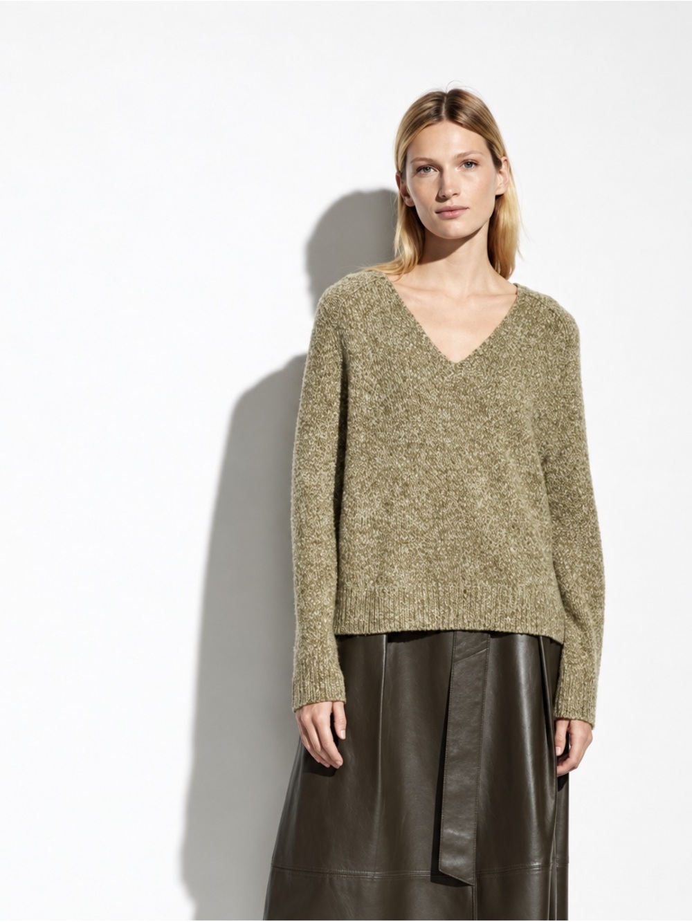 Vince silk & merino wool blend sweater V-neck relaxed fit sage green women's M